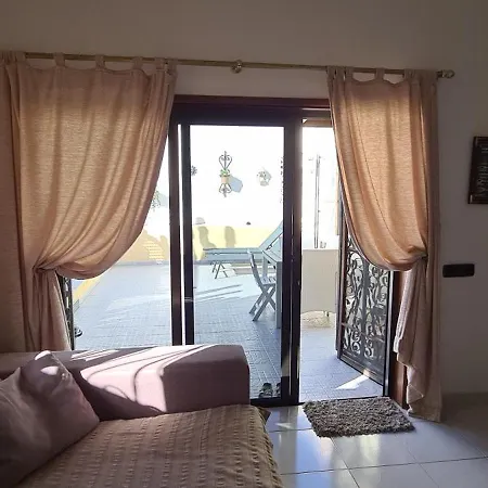 Caleta House