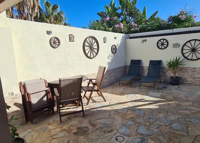 Caleta House Vakantiehuis